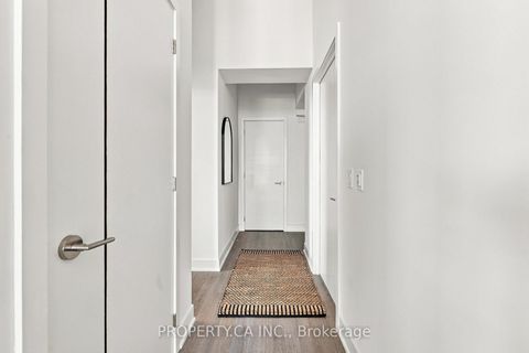 Photo 14 at 5104 - 8 Cumberland Street, Annex, Toronto