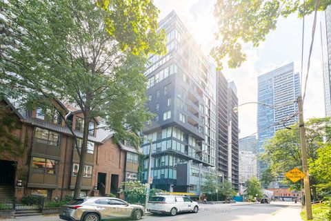Photo 2 at 302 - 17 Dundonald Street, Yonge Corridor, Toronto