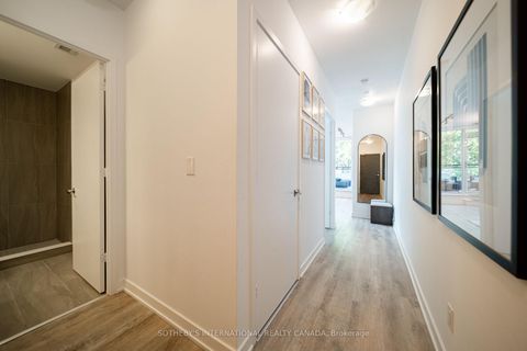 Photo 4 at 302 - 17 Dundonald Street, Yonge Corridor, Toronto