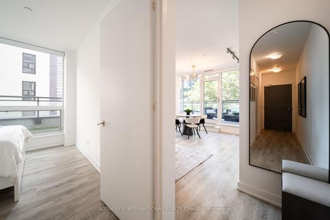 Photo 5 at 302 - 17 Dundonald Street, Yonge Corridor, Toronto