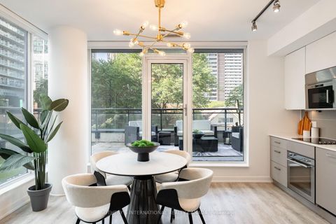 Photo 12 at 302 - 17 Dundonald Street, Yonge Corridor, Toronto