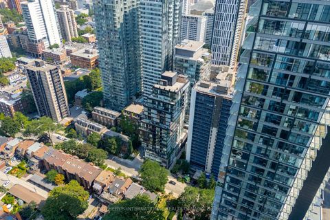 Photo 29 at 302 - 17 Dundonald Street, Yonge Corridor, Toronto