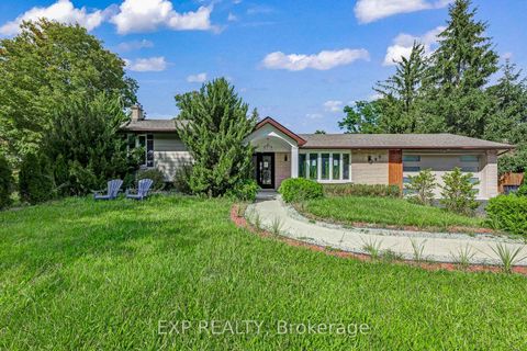 Photo 2 at 388 Bouchier Street, Historic Lakeshore Communities, Georgina