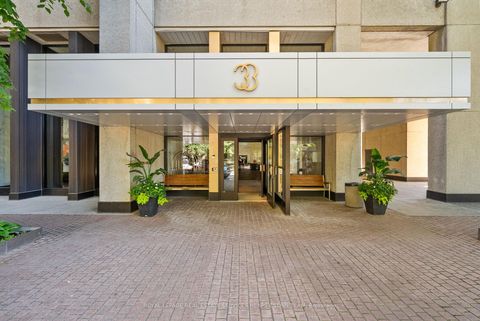 Photo 27 at #411 - 33 Harbour Square, Waterfront Communities C1, Toronto