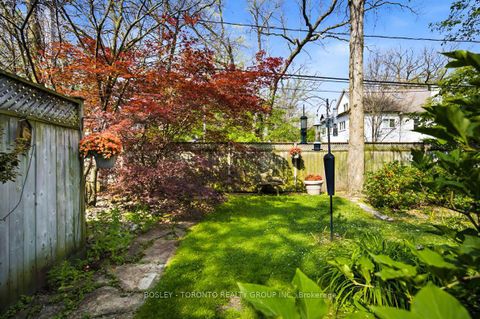 Photo 36 at 111 Welland Avenue, Moore Park, Toronto