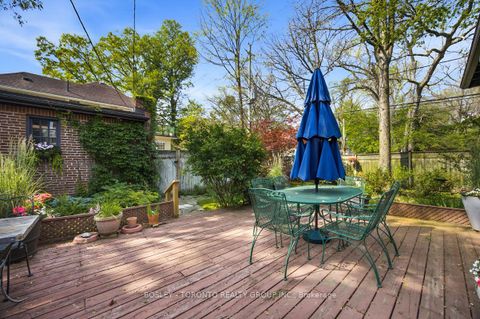 Photo 39 at 111 Welland Avenue, Moore Park, Toronto