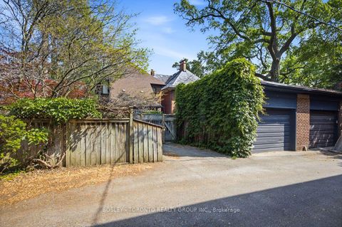 Photo 42 at 111 Welland Avenue, Moore Park, Toronto