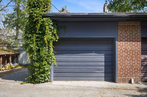 Photo 43 at 111 Welland Avenue, Moore Park, Toronto