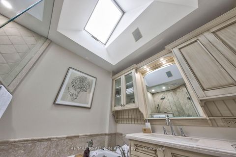 Photo 19 at 43 Joicey Boulevard, Nortown, Toronto