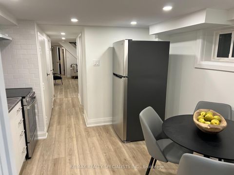 Photo 29 at 252 Earlscourt Avenue, Fairbank, Toronto