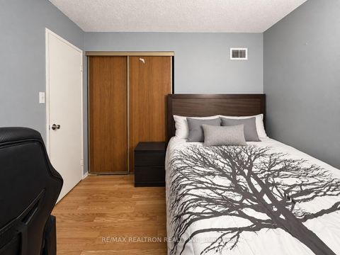 Photo 22 at 1411 - 10 Martha Eaton Way, Amesbury, Toronto