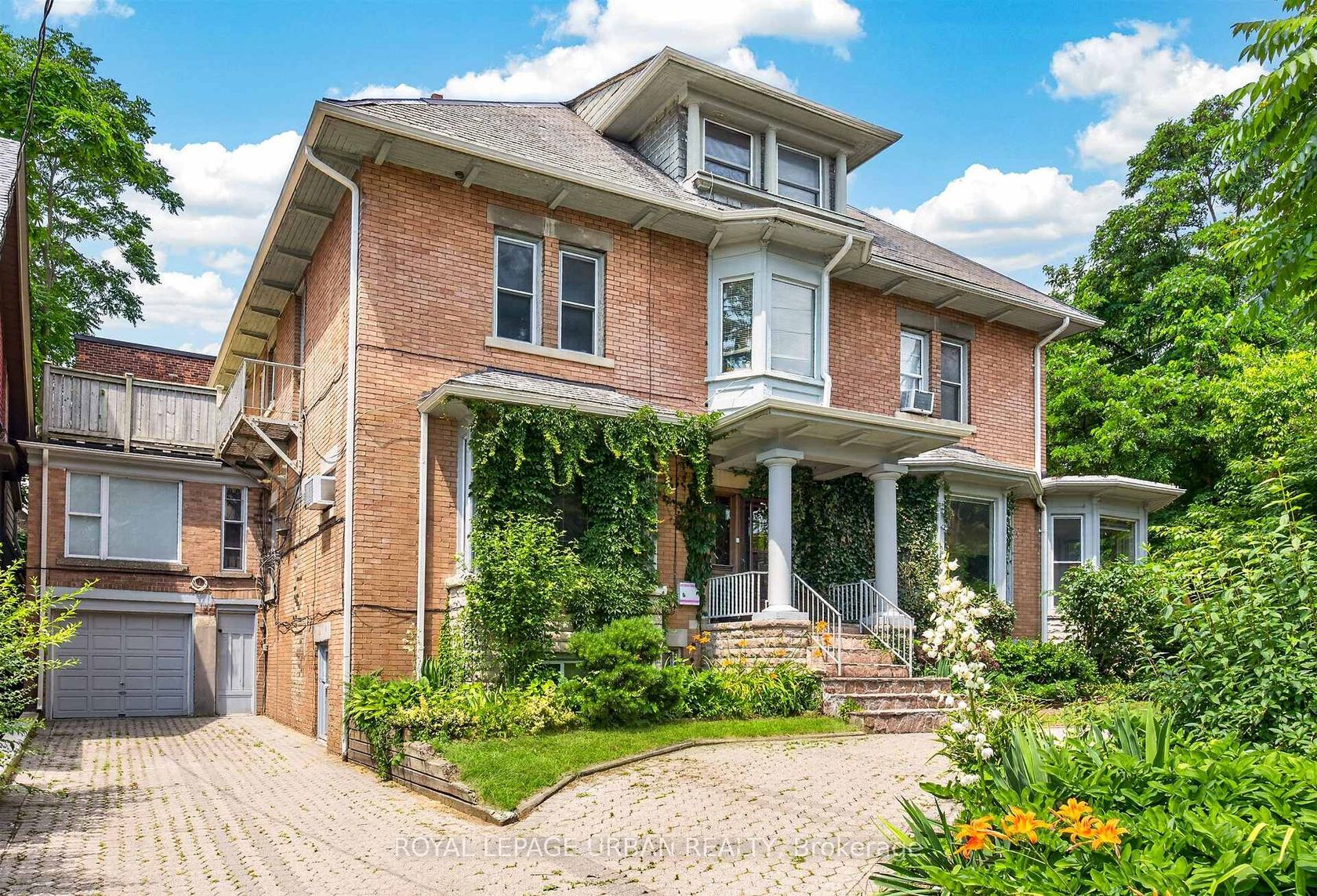 244 Indian Road, Swansea, Toronto photo number 2