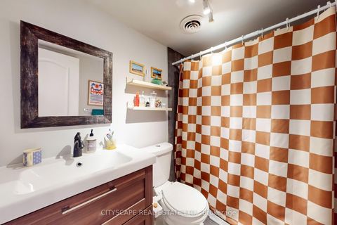 Photo 14 at 467 Keele Street, Junction Area, Toronto