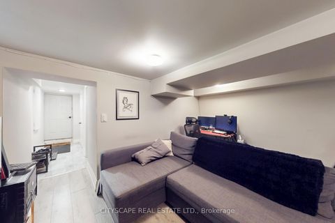Photo 25 at 467 Keele Street, Junction Area, Toronto