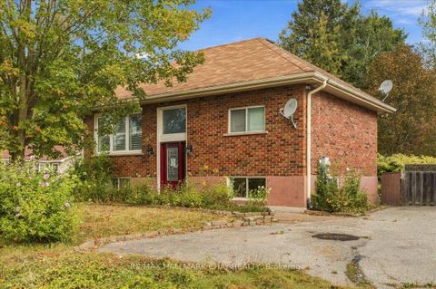 Photo 1 at 848 Lebanon Drive, Alcona, Innisfil
