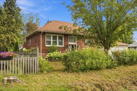 Photo 3 at 848 Lebanon Drive, Alcona, Innisfil