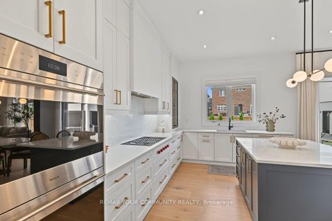 Photo 14 at 86 Sculpture Garden Lane, Kleinburg, Vaughan