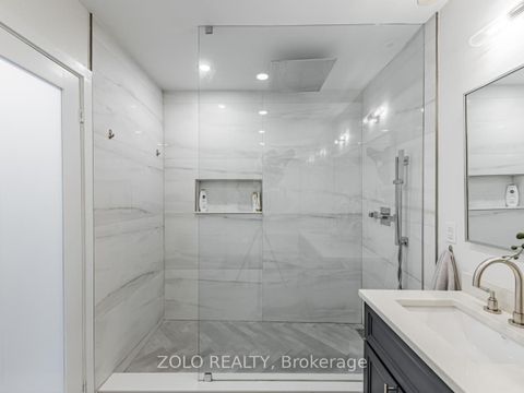 Photo 17 at 304 - 1842 Queen Street E, The Beaches, Toronto