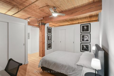 Photo 4 at 105 - 993 Queen Street W, Bellwoods, Toronto