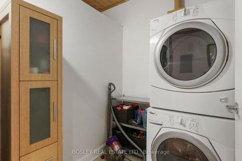 Photo 5 at 105 - 993 Queen Street W, Bellwoods, Toronto
