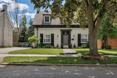 Photo 2 at 52 Angus Drive, Don Valley Village, Toronto