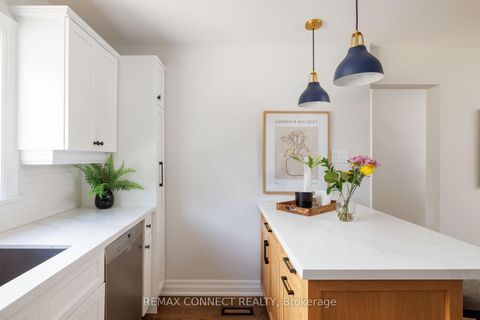 Photo 18 at 52 Angus Drive, Don Valley Village, Toronto