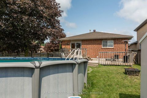 Photo 38 at 1 Lang Drive, Northwest, Barrie