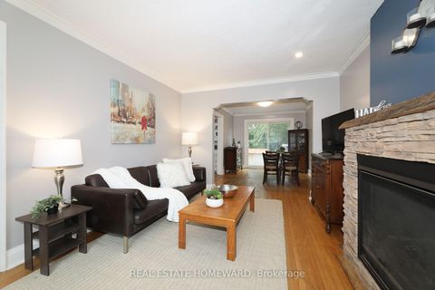 Photo 4 at 1 Pinegrove Avenue, Cliffside, Toronto