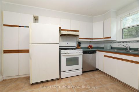 Photo 9 at 1 Pinegrove Avenue, Cliffside, Toronto