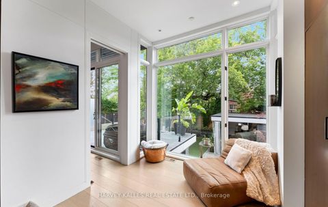 Photo 14 at 33 Tarlton Road, Forest Hill South, Toronto