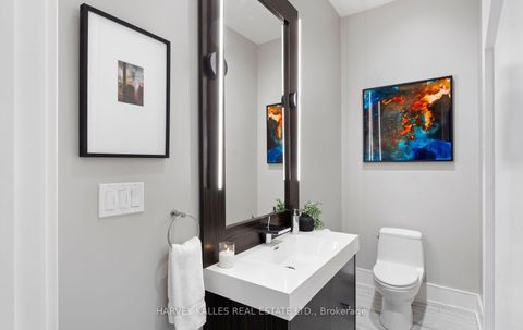 Photo 15 at 33 Tarlton Road, Forest Hill South, Toronto