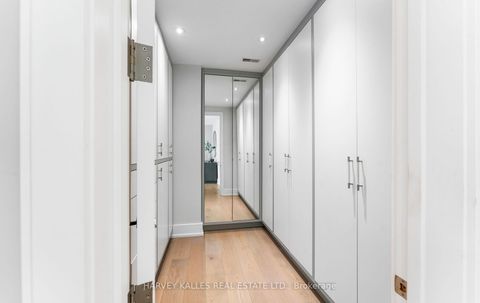 Photo 22 at 33 Tarlton Road, Forest Hill South, Toronto