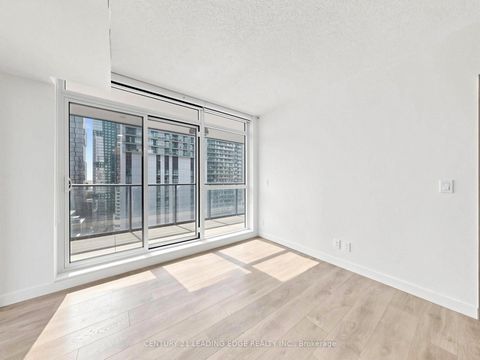 Photo 5 at 2606 - 38 Widmer Street, Waterfront Communities C1, Toronto