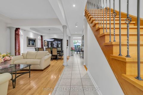 Photo 3 at 278 Fossil Hill Road E, Vellore Village, Vaughan