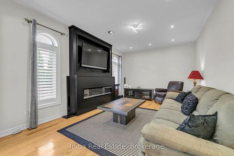 Photo 14 at 278 Fossil Hill Road E, Vellore Village, Vaughan