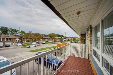 Photo 33 at 155 Edmonton Drive, Pleasant View, Toronto
