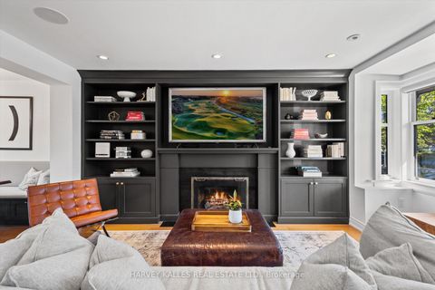 Photo 8 at 80 Fifth Street, New Toronto, Toronto