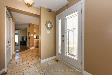 Photo 4 at 67 ELMBROOK Crescent E, West Deane, Toronto