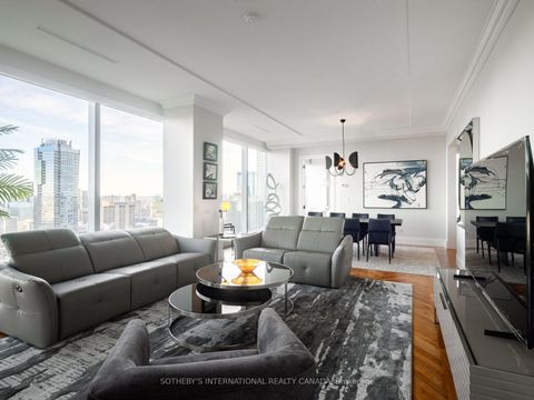 Photo 4 at 4301 - 183 Wellington Street W, Waterfront Communities C1, Toronto