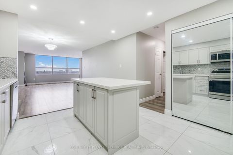 Photo 14 at 910 - 40 Panorama Court, Jamestown, Toronto