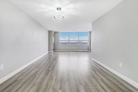 Photo 16 at 910 - 40 Panorama Court, Jamestown, Toronto