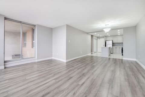 Photo 23 at 910 - 40 Panorama Court, Jamestown, Toronto