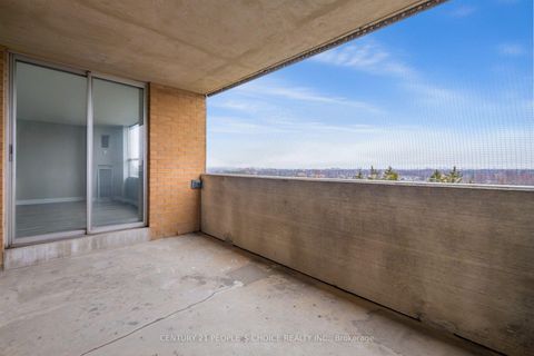 Photo 40 at 910 - 40 Panorama Court, Jamestown, Toronto