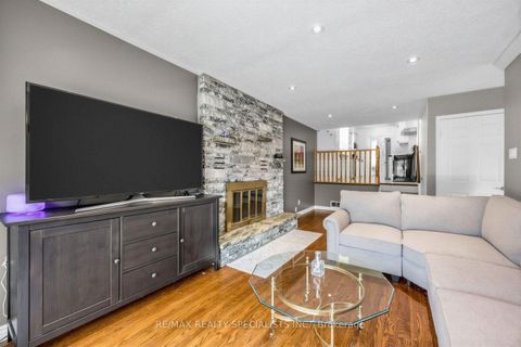Photo 9 at 16 Langevin Crescent, Centennial Scarborough, Toronto