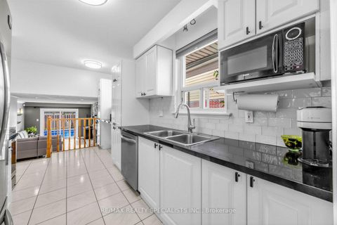 Photo 15 at 16 Langevin Crescent, Centennial Scarborough, Toronto
