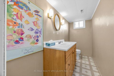 Photo 19 at 16 Langevin Crescent, Centennial Scarborough, Toronto