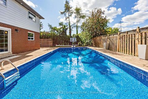 Photo 34 at 16 Langevin Crescent, Centennial Scarborough, Toronto