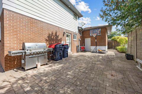 Photo 38 at 16 Langevin Crescent, Centennial Scarborough, Toronto