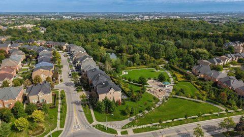 Photo 7 at 9 Alpaca Drive, Jefferson, Richmond Hill