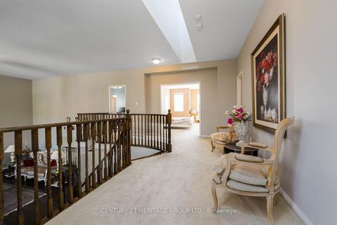 Photo 26 at 9 Alpaca Drive, Jefferson, Richmond Hill